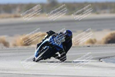 media/Dec-05-2025-CVMA Friday Practice (Fri) [[303bad9a84]]/4-Racer 4-Trackday 1/Session 2 (Turn 14)/